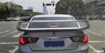 国产霸道加装后尾翼视频,加装后尾翼，动感十足！