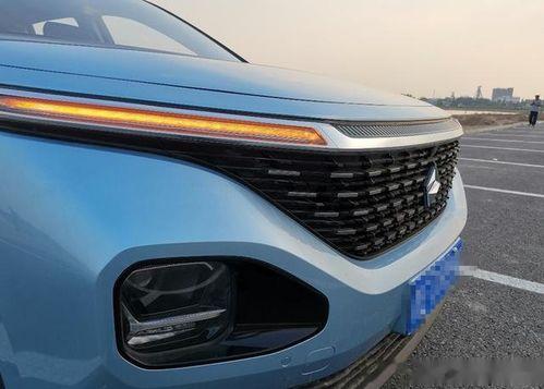 国产车爬山的视频,挑战极限的爬山视频解析