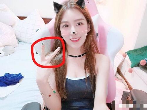 国产后入白丝视频,激情演绎禁忌诱惑