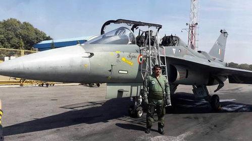 国产武器发展视频,铸就国防利剑，迈向世界舞台